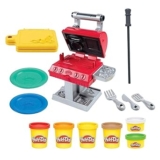 Play-Doh Kitchen Creations Grillstation Spielset für Kinder ab 3 Jahren mit 6 Farben und 7 Zubehörteilen